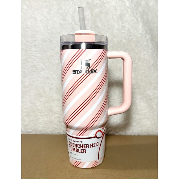 Stanley 30 oz Stainless Steel H2.0 FlowState Quencher Tumbler Strawberry Twist - Picture 2 of 7